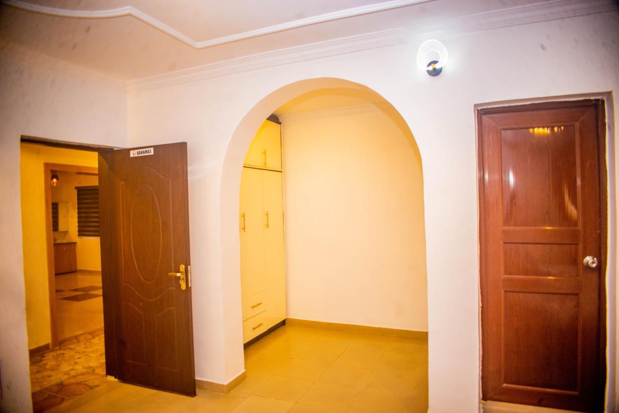 Kay'S Place Luxury Apartment Oshogbo Kültér fotó